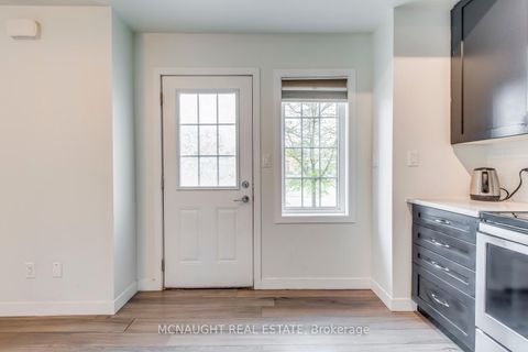 Photo 2 at 2 - 9 Forbes Avenue, Eglinton West, Toronto