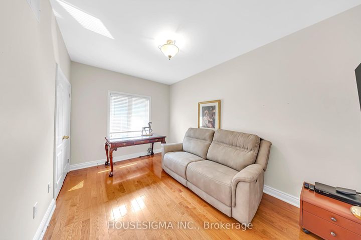 Photo 24 at 38 Pairash Avenue, Mill Pond, Richmond Hill