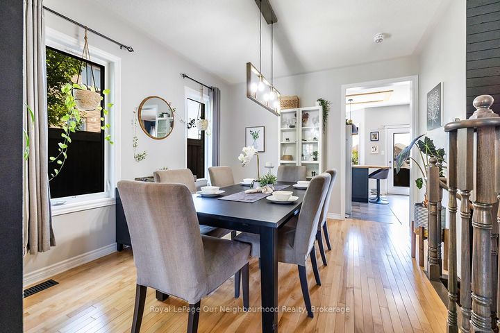 Photo 5 at 901 Groveland Avenue, Taunton, Oshawa