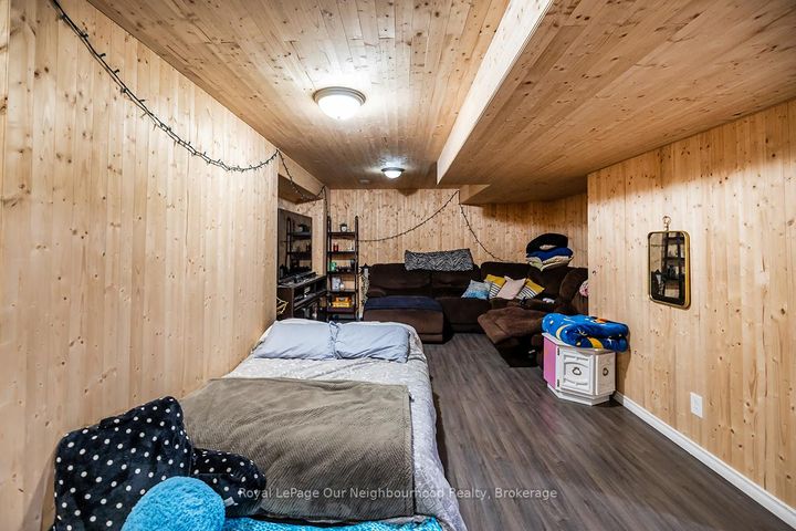 Photo 25 at 901 Groveland Avenue, Taunton, Oshawa