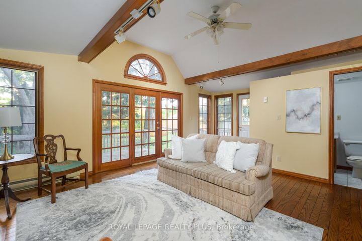 Photo 15 at 935 Hedge Drive, Lakeview, Mississauga