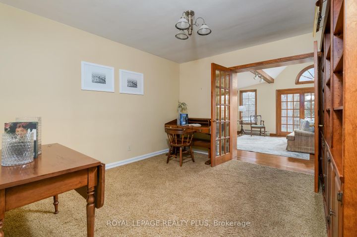 Photo 23 at 935 Hedge Drive, Lakeview, Mississauga