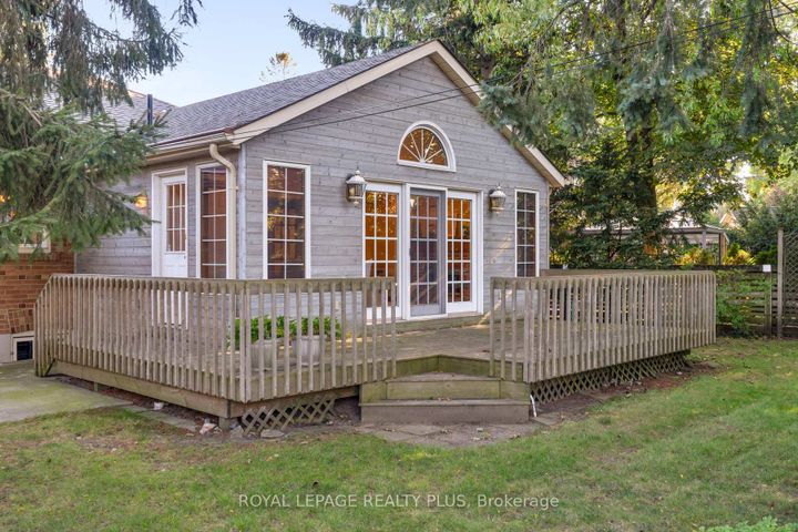 Photo 34 at 935 Hedge Drive, Lakeview, Mississauga