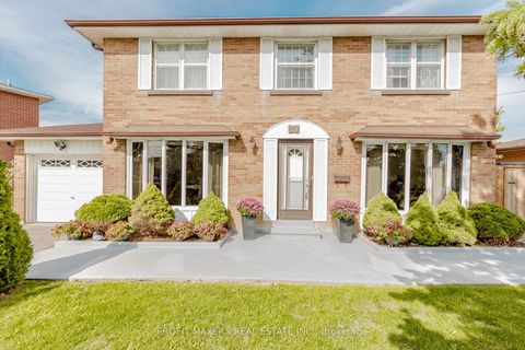Photo 2 at 27 Forge Drive, Black Creek, Toronto
