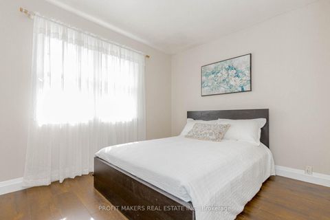 Photo 17 at 27 Forge Drive, Black Creek, Toronto