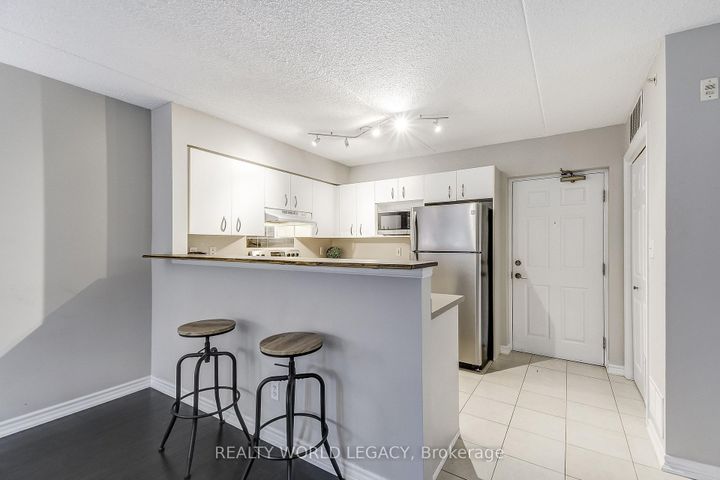 Photo 9 at 103 - 2055 Appleby Line, Uptown, Burlington