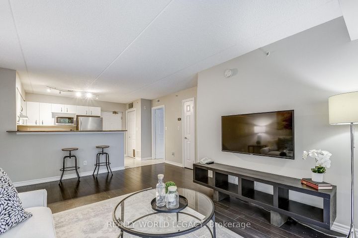 Photo 17 at 103 - 2055 Appleby Line, Uptown, Burlington