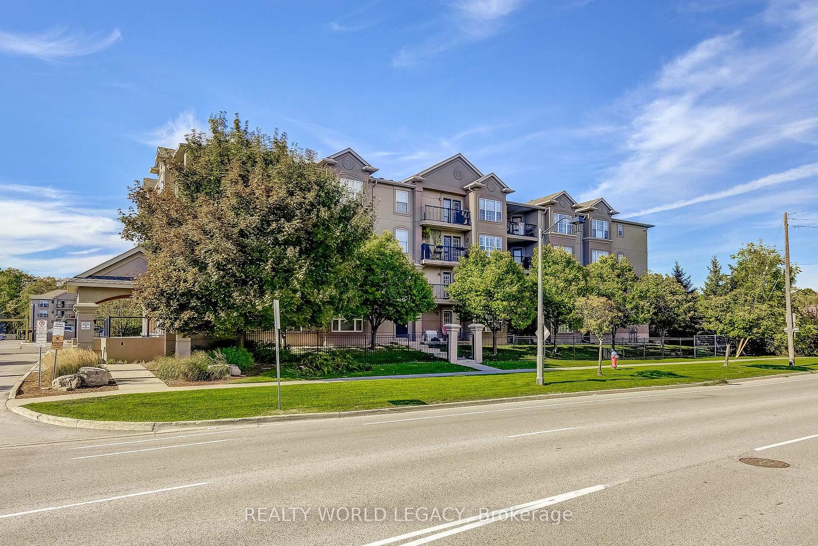 103 - 2055 Appleby Line, Uptown, Burlington 2