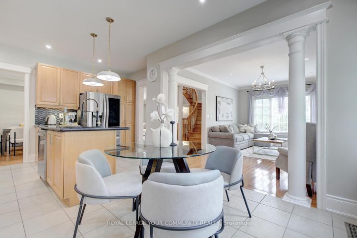 Photo 22 at 2 Aegis Drive, Patterson, Vaughan