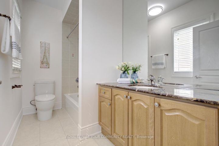 Photo 37 at 2 Aegis Drive, Patterson, Vaughan