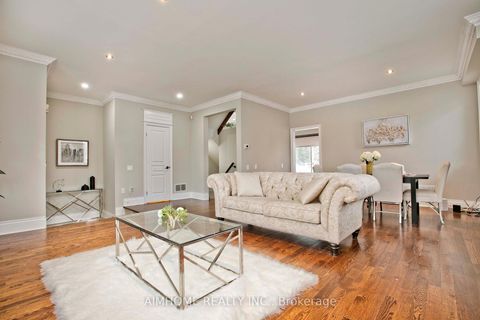Photo 3 at 401 Longmore Street, Willowdale East, Toronto