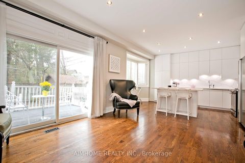 Photo 9 at 401 Longmore Street, Willowdale East, Toronto