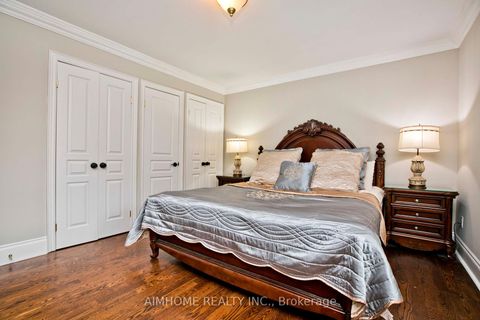 Photo 14 at 401 Longmore Street, Willowdale East, Toronto