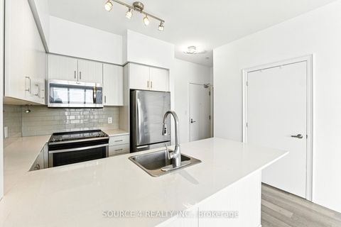 Photo 7 at 311 - 111 Worsley Street, City Centre, Barrie