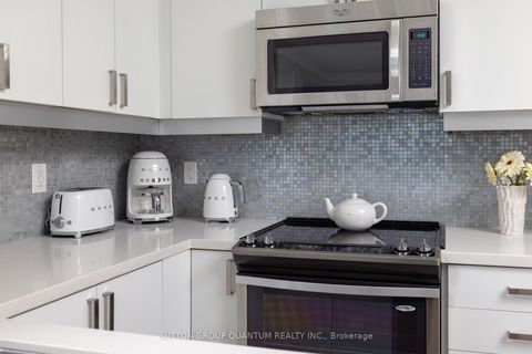 Photo 10 at LPH 03 - 400 Adelaide Street E, Moss Park, Toronto