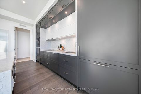 Photo 11 at 3303 - 10 Inn On The Park Drive, Don Mills, Toronto