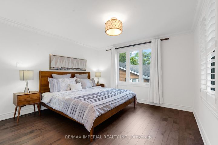 Photo 30 at 263 Upper Highland Crescent, Windfields, Toronto