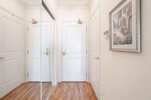 Photo 3 at 708 - 9225 Jane Street, Maple, Vaughan