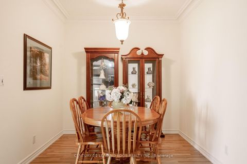 Photo 11 at 708 - 9225 Jane Street, Maple, Vaughan