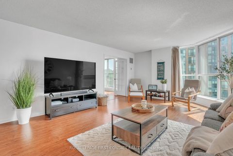 Photo 5 at 908 - 140 Dunlop Street E, City Centre, Barrie