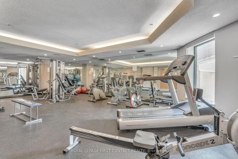 Photo 15 at 908 - 140 Dunlop Street E, City Centre, Barrie