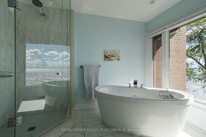Photo 15 at 2060 WATER'S EDGE Drive, BR Bronte, Oakville