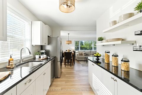 Photo 13 at 39 Southway Drive, Bowmanville, Clarington