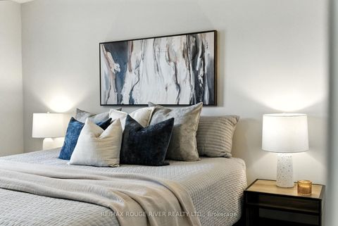 Photo 15 at 39 Southway Drive, Bowmanville, Clarington