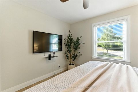 Photo 16 at 39 Southway Drive, Bowmanville, Clarington