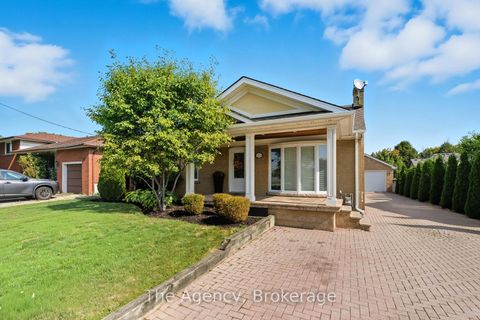 Photo 2 at 253 Margaret Drive, CO Central, Oakville
