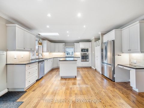Photo 12 at 253 Margaret Drive, CO Central, Oakville