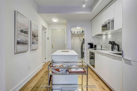 Photo 17 at 1903 - 88 Cumberland Street, Annex, Toronto