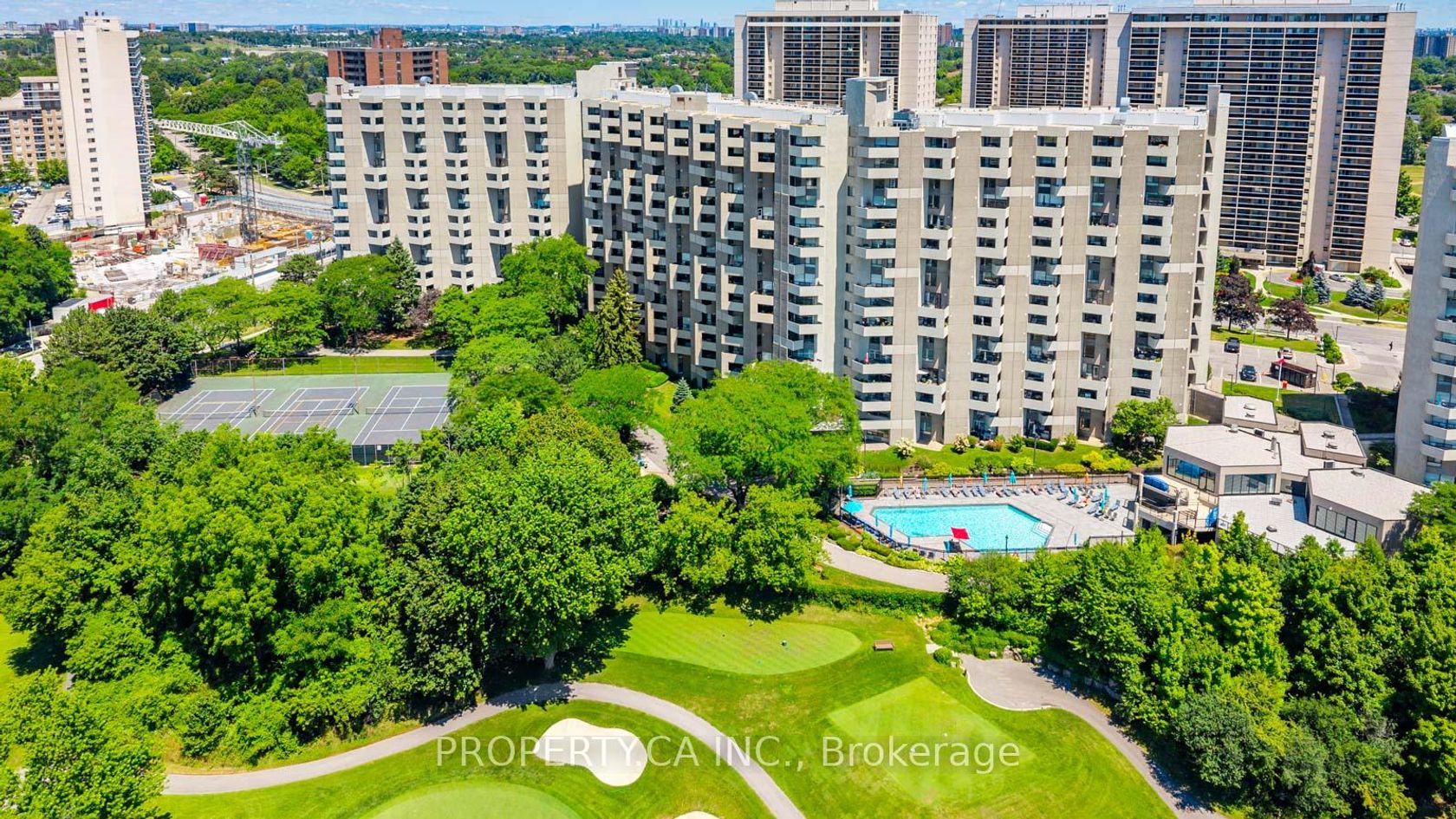 E35 - 300 Mill Road, Markland Wood, Toronto 