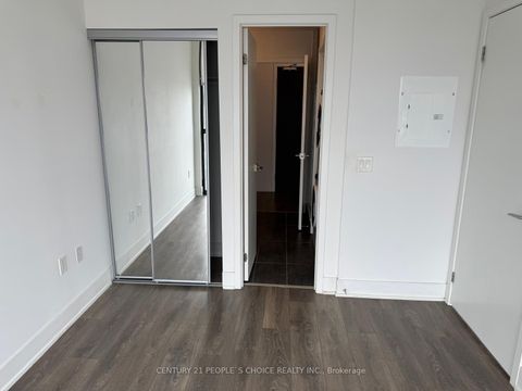 Photo 19 at 526 - 2908 Highway 7 Road, Concord, Vaughan