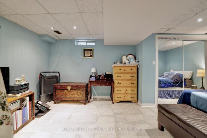 Photo 25 at 64 - 3125 Fifth Line W, Erin Mills, Mississauga