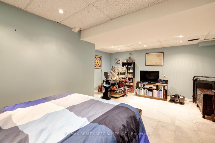 Photo 28 at 64 - 3125 Fifth Line W, Erin Mills, Mississauga