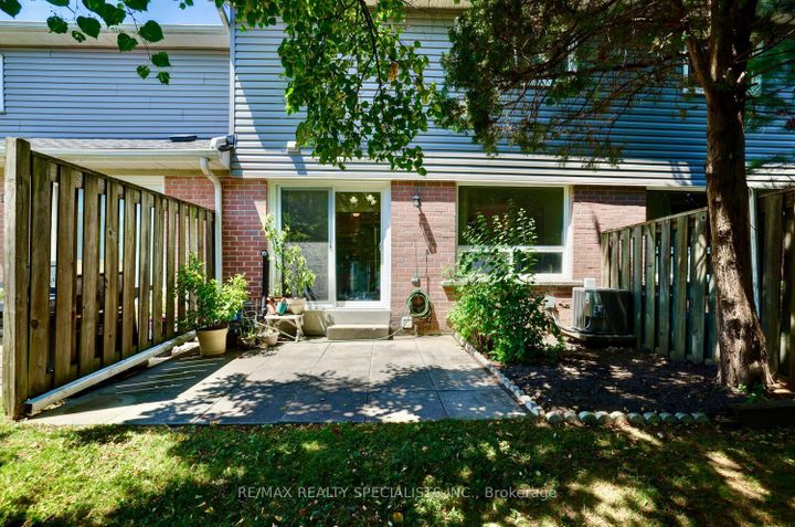 Photo 30 at 64 - 3125 Fifth Line W, Erin Mills, Mississauga