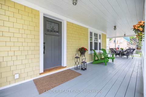 Photo 3 at 36 King Street, Mt Albert, East Gwillimbury