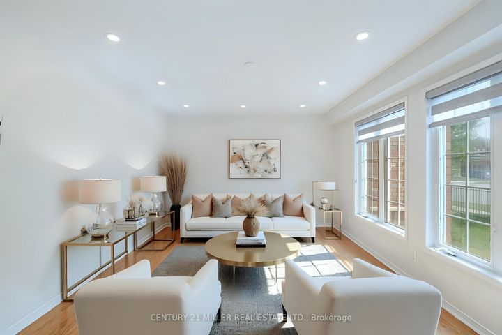 Photo 3 at 5953 Tenth Line W, Churchill Meadows, Mississauga