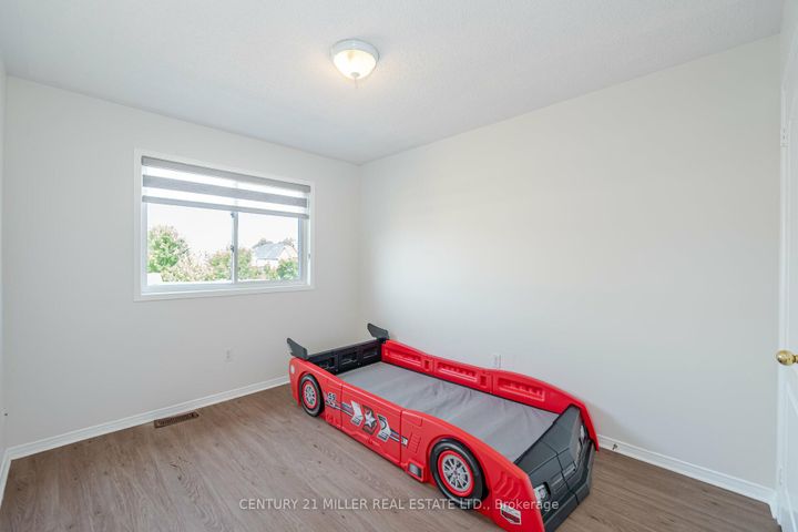 Photo 15 at 5953 Tenth Line W, Churchill Meadows, Mississauga