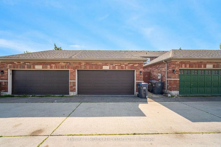 Photo 25 at 5953 Tenth Line W, Churchill Meadows, Mississauga