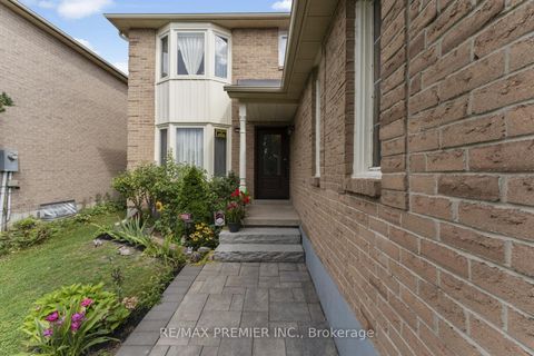 Photo 2 at 127 O'Connor Crescent, North Richvale, Richmond Hill