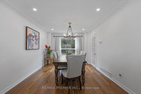 Photo 8 at 127 O'Connor Crescent, North Richvale, Richmond Hill