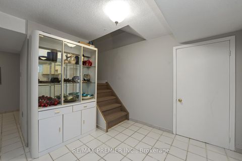 Photo 26 at 127 O'Connor Crescent, North Richvale, Richmond Hill