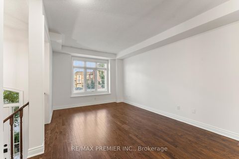 Photo 8 at 34 George Bogg Road, East Woodbridge, Vaughan
