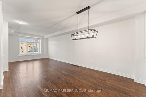 Photo 9 at 34 George Bogg Road, East Woodbridge, Vaughan Photo 9 at 34 George Bogg Road, East Woodbridge, Vaughan