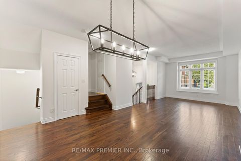 Photo 11 at 34 George Bogg Road, East Woodbridge, Vaughan