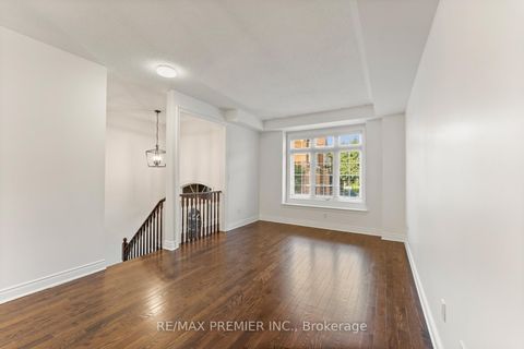 Photo 12 at 34 George Bogg Road, East Woodbridge, Vaughan