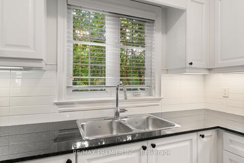 Photo 20 at 34 George Bogg Road, East Woodbridge, Vaughan