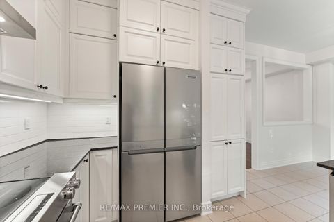 Photo 22 at 34 George Bogg Road, East Woodbridge, Vaughan
